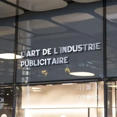 enseignes lumineuses